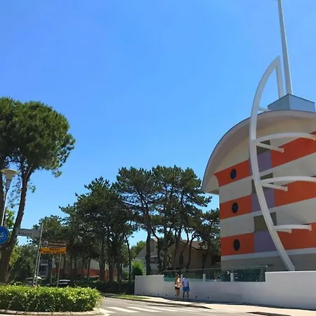 Poolside Living, Your Ideal - Beahost Bibione