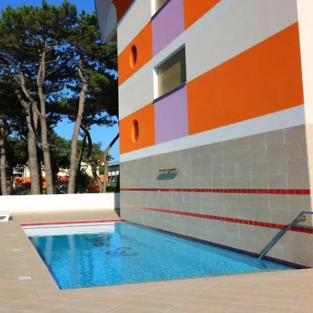 Apartamento Poolside In *